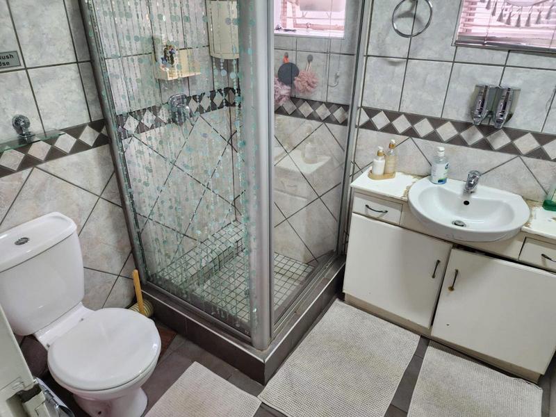 4 Bedroom Property for Sale in Sasolburg Ext 4 Free State